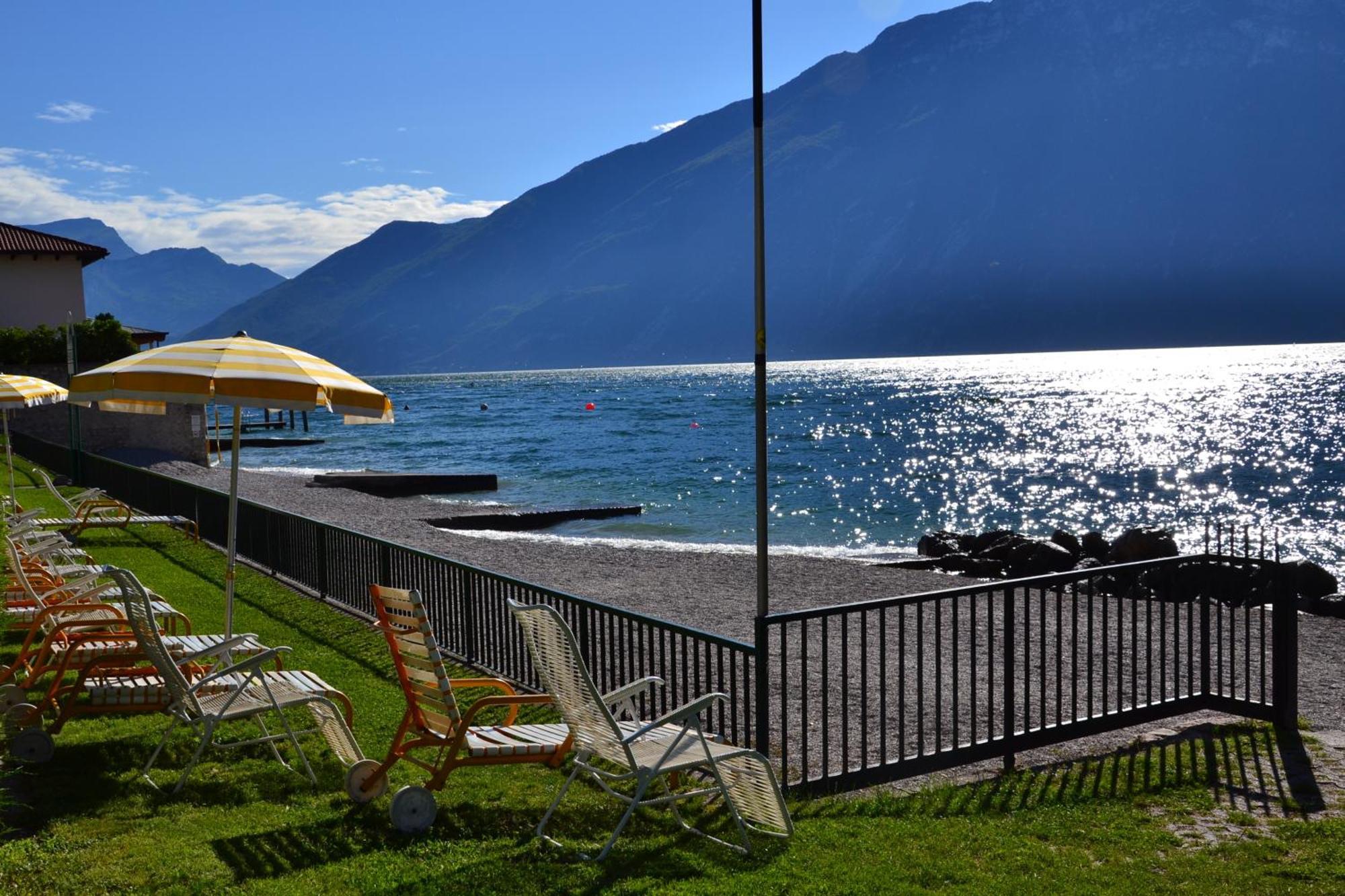 Residence San Luigi Limone sul Garda Eksteriør billede